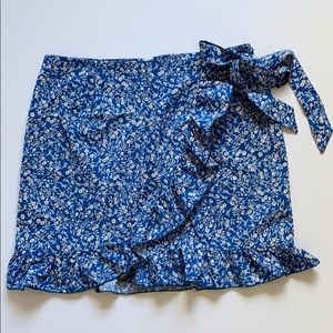 NWOT Blue Flowered Skirt